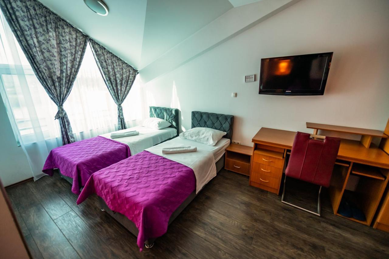 Hotel Oasis Gnojnice 外观 照片
