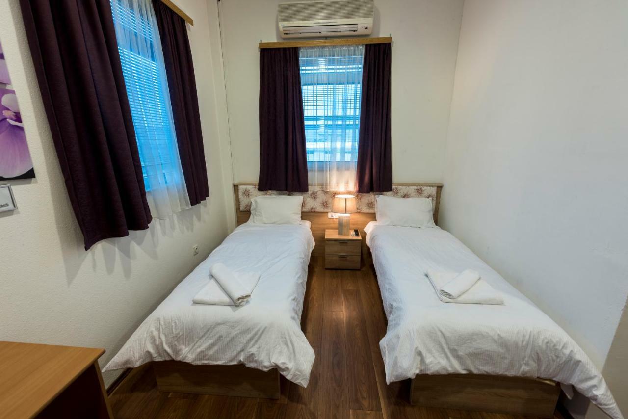 Hotel Oasis Gnojnice 外观 照片